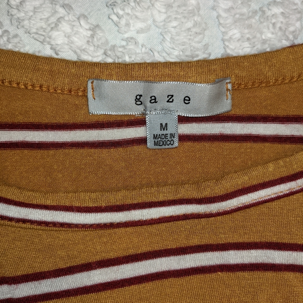 Striped Crop Top - Picture 3 of 3